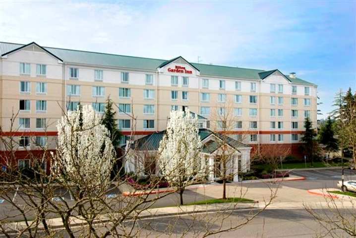Hilton Garden Inn Portland Лейк-Освеґо Екстер'єр фото